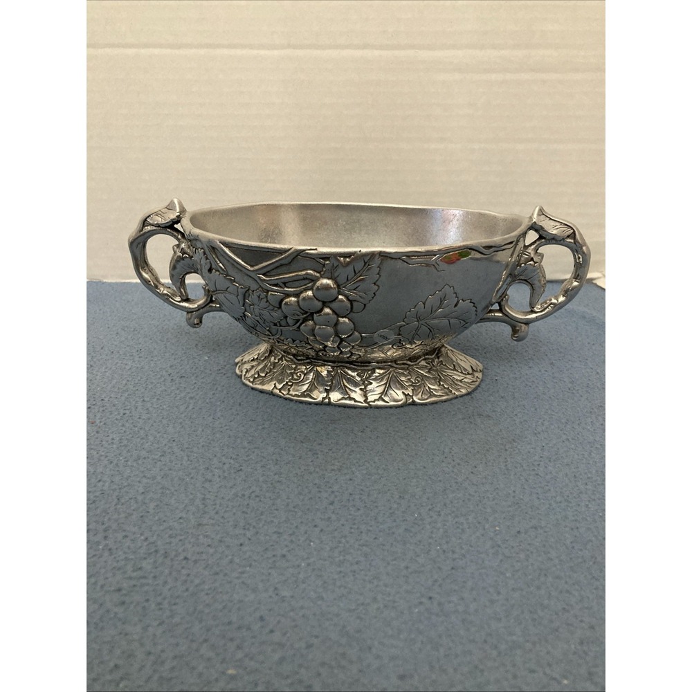 VTG Arthur Court Signature Silver Cast Aluminum Grape Patterned Gravy/Sauce Bowl